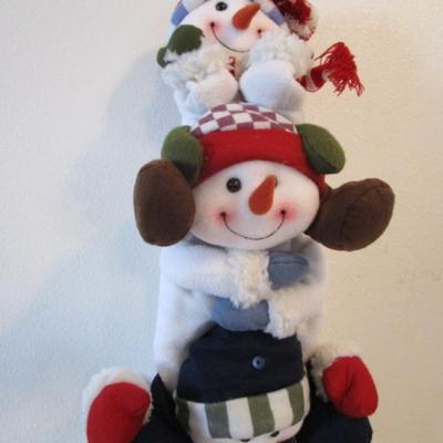 New "Snowy Holiday Friends" lighted talkding decor