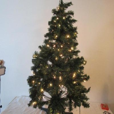 4 Foot Lighted artificial Christmas Tree