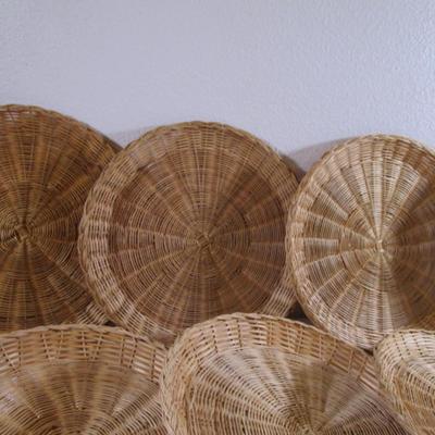 10 wicker paper plate holders