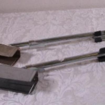 2 music stands