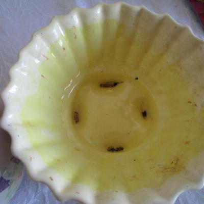 3 Vintage ceramic planters