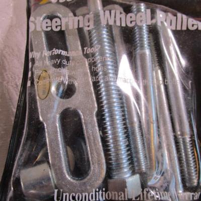 Harmonic balancer/puller, steering wheel puller