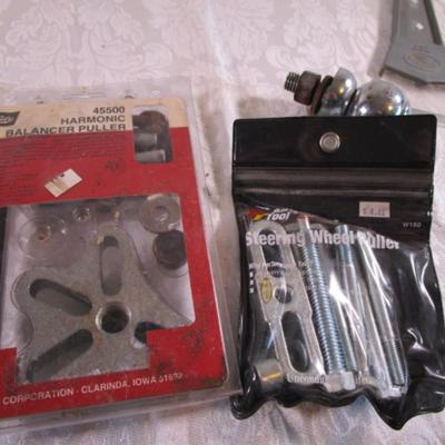 Harmonic balancer/puller, steering wheel puller