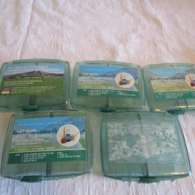 5 Organizer containers, great for sewing or crafts
