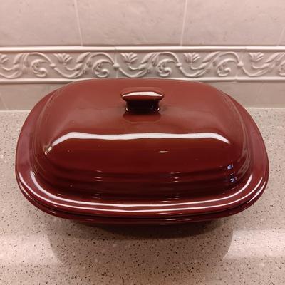 PAMPERED CHEF DEEP COVERED BAKER, CLAY BUD VASE AND 2 CLAY BOWLS