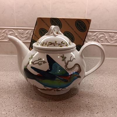 PORTMEIRION BIRDS OF BRITAIN TEAPOT