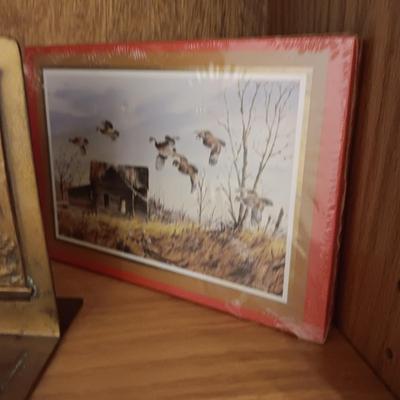 BRASS HARTFORD FIRE INSURANCE COMPANY 1810-1935 BOOK ENDS, BOOKS AND GREETING CARDS