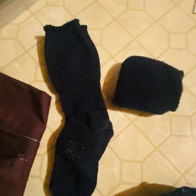 COLUMBIA HIKING/SNOW BOOTS, LCS WARM WEATHER BRIAR CHAPS & WOOL KNEE HI SOCKS