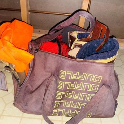 MENS SIZE 10 SNOW BOOTS, HI-VIS HATS, WOOL SOCKS AND MORE!