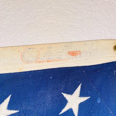 BIG DRY CLEANED AND PRESSED THICK CLOTH AMERICAN FLAG