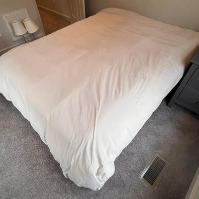 Restoration Hardware Buff Colored Queen Sized Duvet Covers, Sheets Plus a Duvet (GB2-RG)