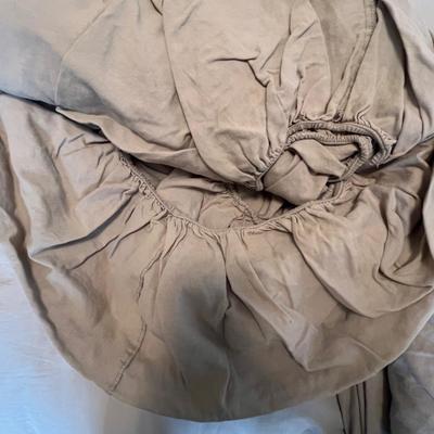 Restoration Hardware Buff Colored Queen Sized Duvet Covers, Sheets Plus a Duvet (GB2-RG)