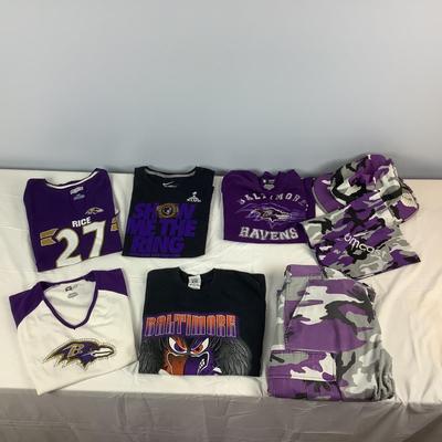 G8328 Lot of Baltimore Ravens Fan Shirts