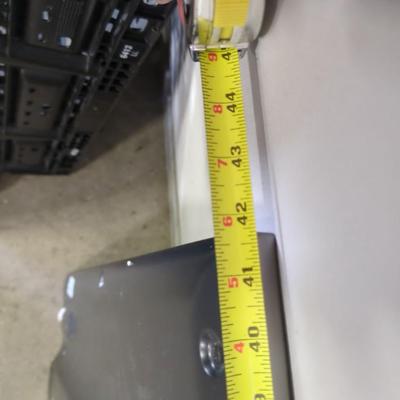 10ct of Flat Screen TV's Mixed Size 47"-52" with remotes and power cord Choice D