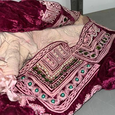 X51-vibrant and ornate beaded cultural jacket