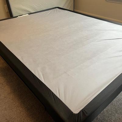 Wooden Queen Sleigh Bed With Wooden Side Rails (G-GB2-MG