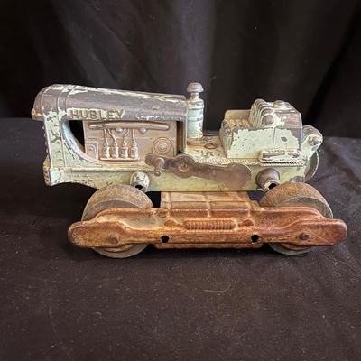 Hubley Die Cast Toy Bulldozer & Metal Lamb (LR-MG)
