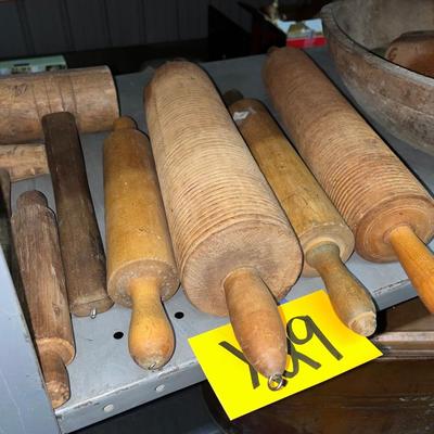 X29-Rolling pins and wooden mallet