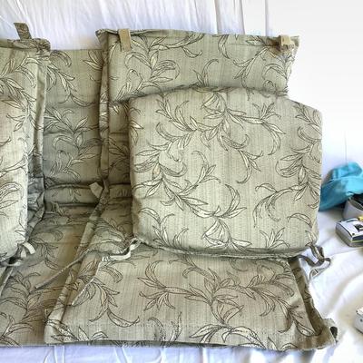 G8103 6 Vine Pattern Chair Cushions Lot