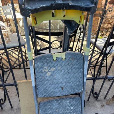 2 step paint ladder