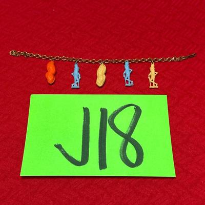 J18-Peanut Bracelet