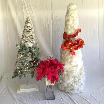 G8112 Feather Christmas Tree Lot