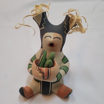 Lupe Lucero Loretto Sculptures (DR-EL)