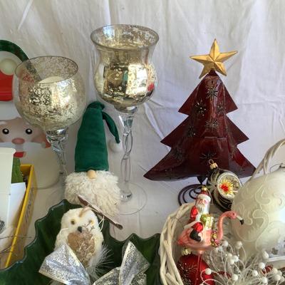 G8115 Assorted Christmas Decor Collection Lot