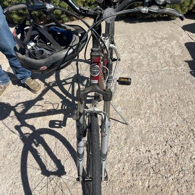 Trek bike multitrack 700