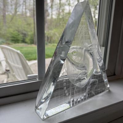 Moser Engraved Triangle Sculpture (SR-BM)