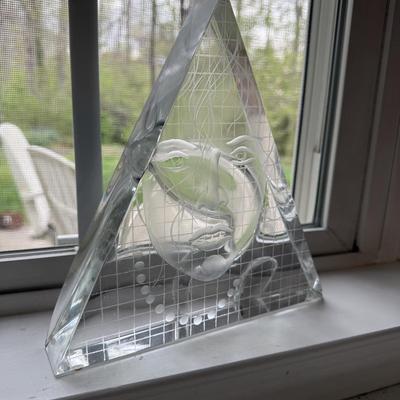 Moser Engraved Triangle Sculpture (SR-BM)