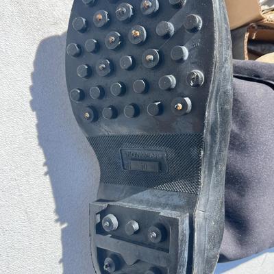 Size 10 snow gear boots