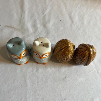 Johnathan Adler NIB Cheval Salt & Pepper Shakers & More (K-MG)