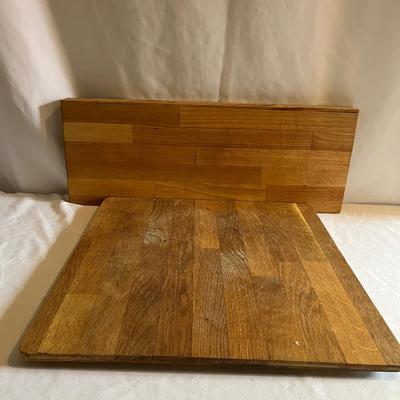 Two Wooden Cutting Boards (K-MG)