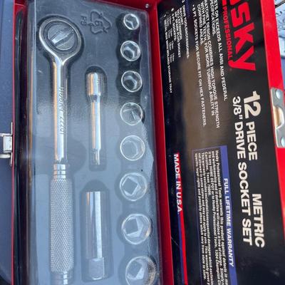 Husky 12 piece 3/8 metric socket set