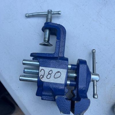 3” adjustable steel vice