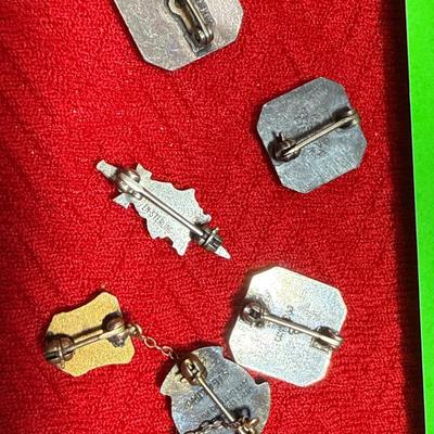J26-Assortment of small Sterling pins