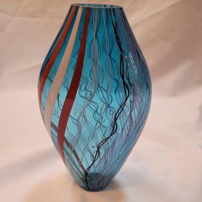 Chaotic Joy Glass Vase and Lindshammar Bust (DR-EL)