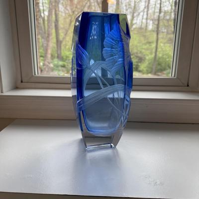 Moser Blue Blossom Vase (SR-BM)