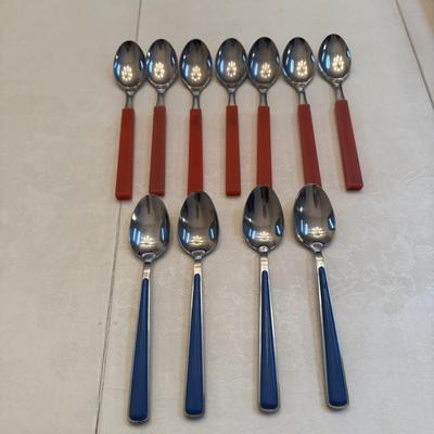 Colorful Fiesta Flatware and More (K-BM)