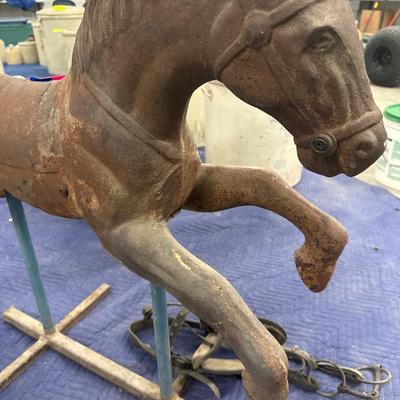 X143-antique cast-iron horse