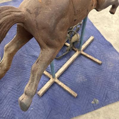 X143-antique cast-iron horse