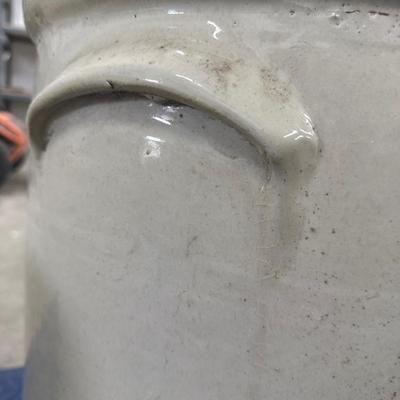 X137-Western Stoneware Crock-20