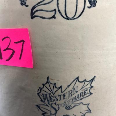 X137-Western Stoneware Crock-20