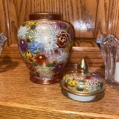 LEAD CRYSTAL CANDLE HOLDERS AND HAND PAINTED ASIAN GINGER JAR
