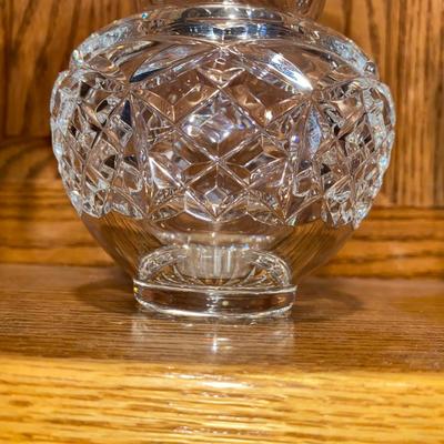BEAUTIFUL LEAD CRYSTAL CANDLESTICK HOLDERS AND A CRYSTAL VASE