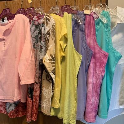 Summer tops XL