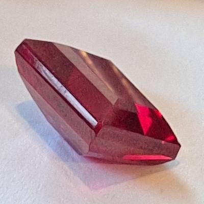Natural Burma Red Ruby 10 cts Certified