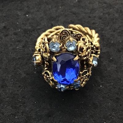 Gorgeous Vintage Czechoslovakia Adjustable Blue Cocktail Ring