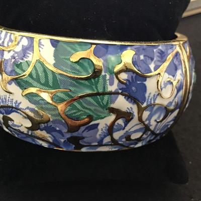 Beautiful Raised Gold Textured Blues Hinged Wide Floral pattern